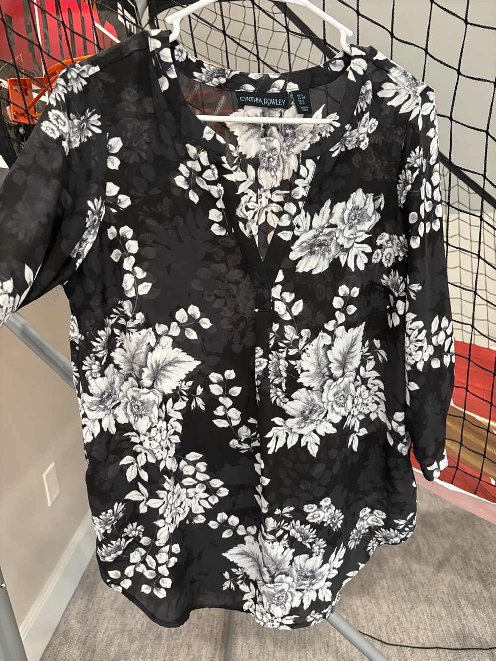 Cynthia Rowley Black Floral Split-Neck Tunic